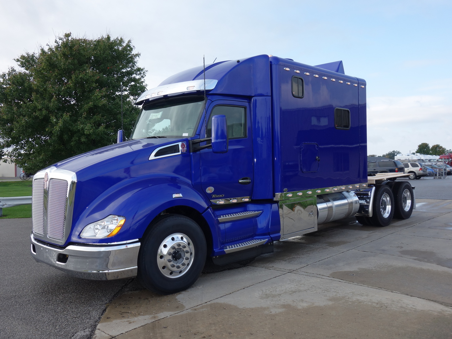 Kenworth T680 ARI Legacy Sleepers