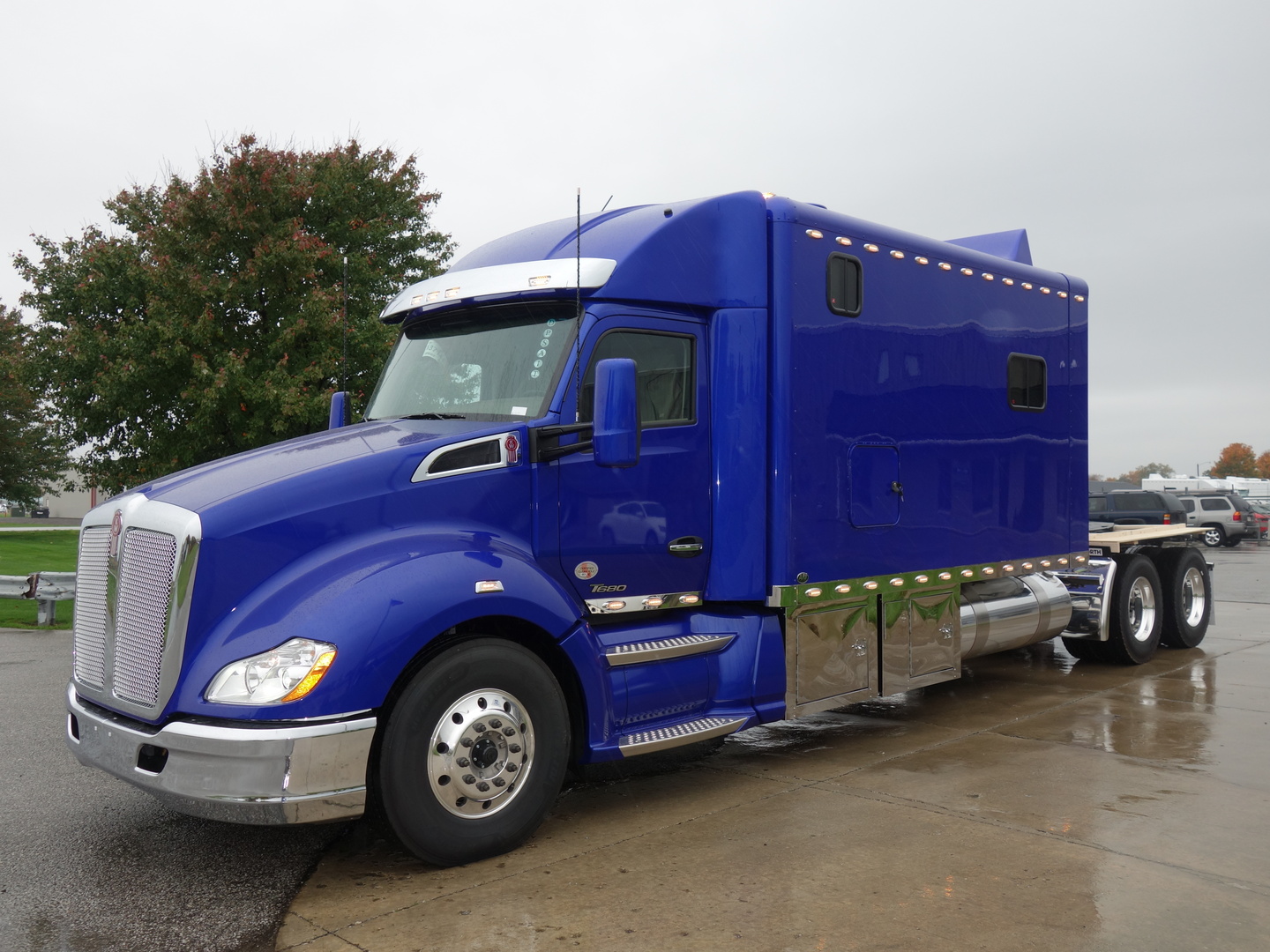 Kenworth T680 ARI Legacy Sleepers
