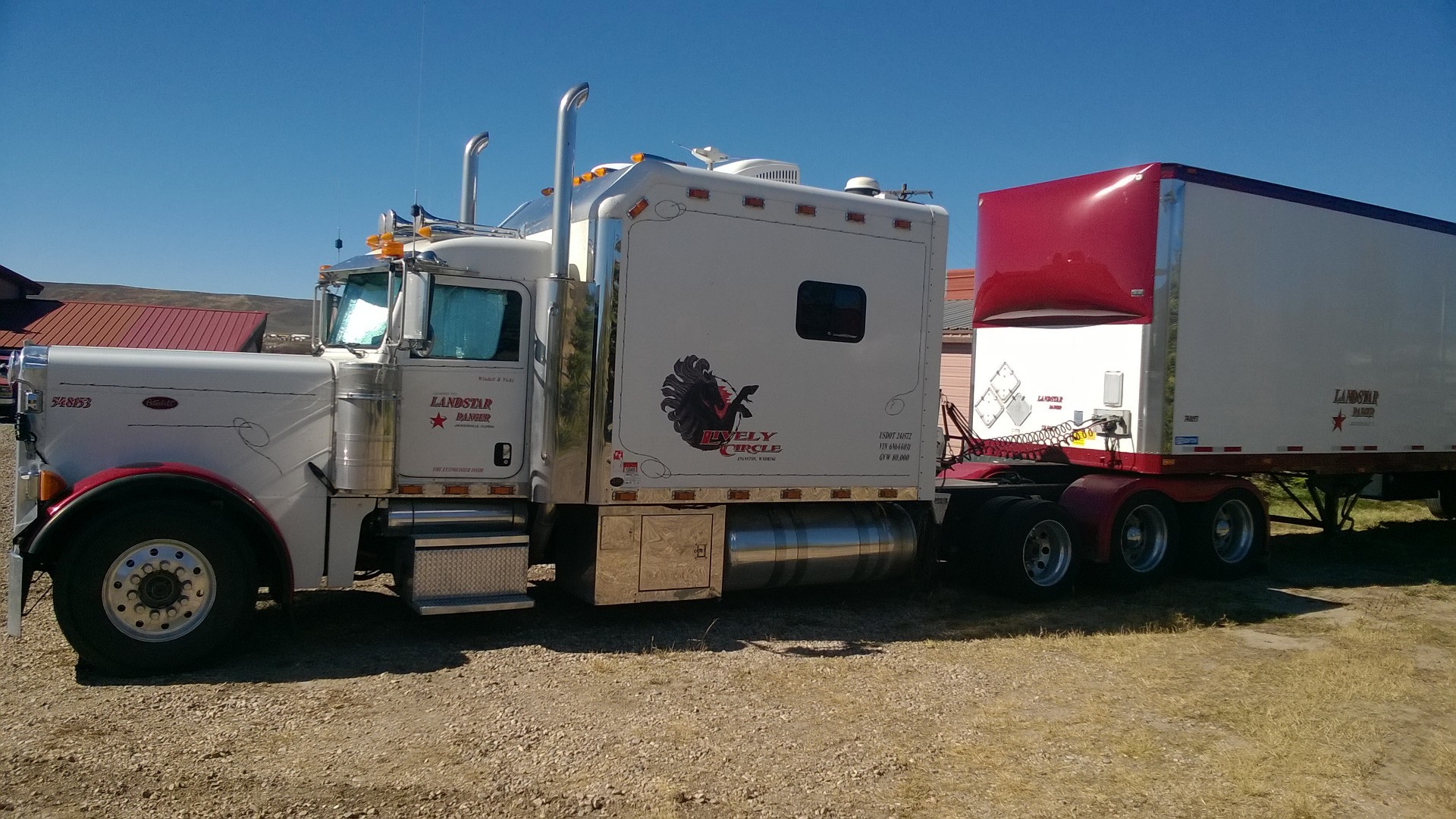 2006 Peterbilt 379 with 120 Inch ARI Custom Sleeper ARI Legacy Sleepers