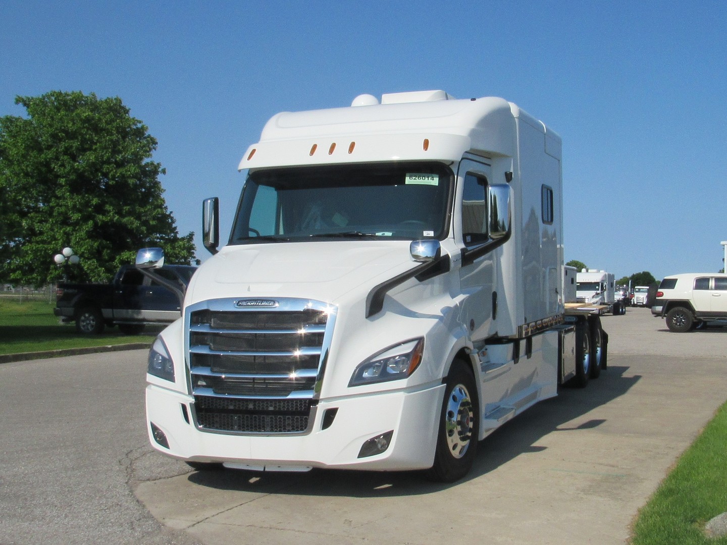 Freightliner Cascadia Ari Legacy Sleepers