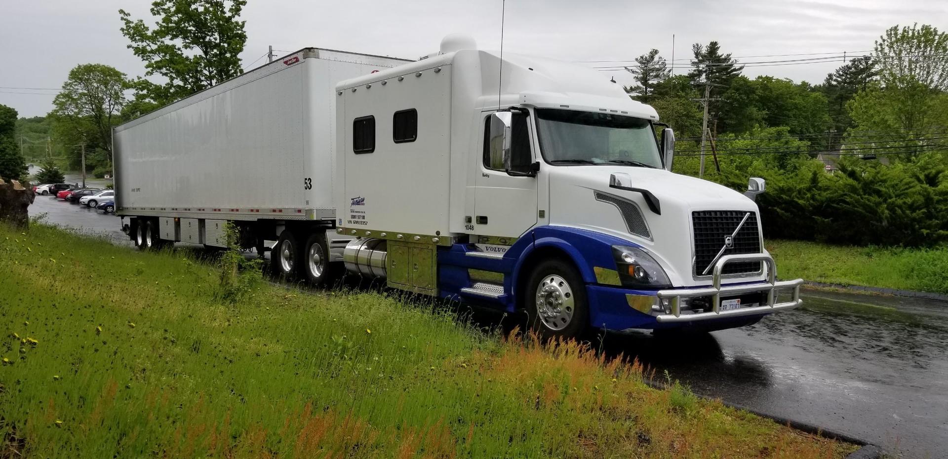 2016 Volvo With 120 Inch Ari Legacy Sleeper Ari Legacy