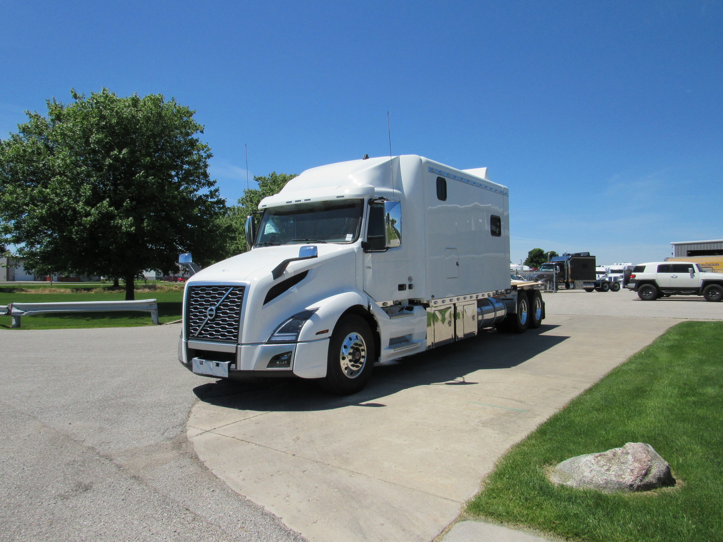 Volvo ARI Legacy Sleepers