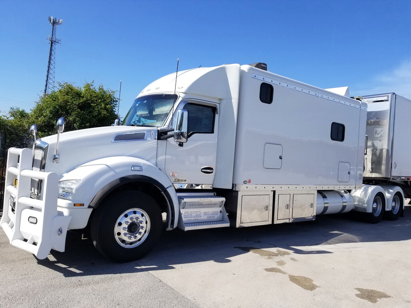 Used Trucks ARI Legacy Sleepers