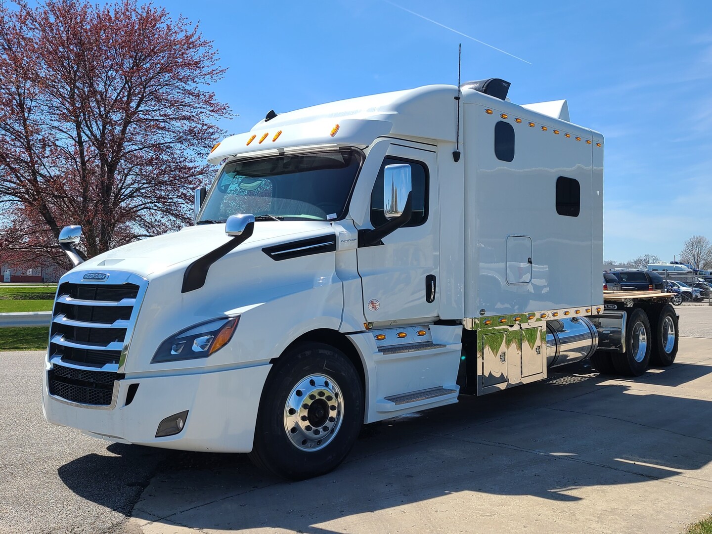 Freightliner Cascadia ARI Legacy Sleepers